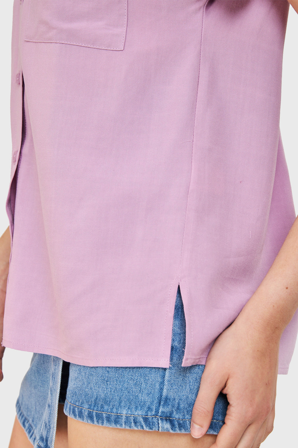 Camisa Manga Corta Con Dobladillo Lila