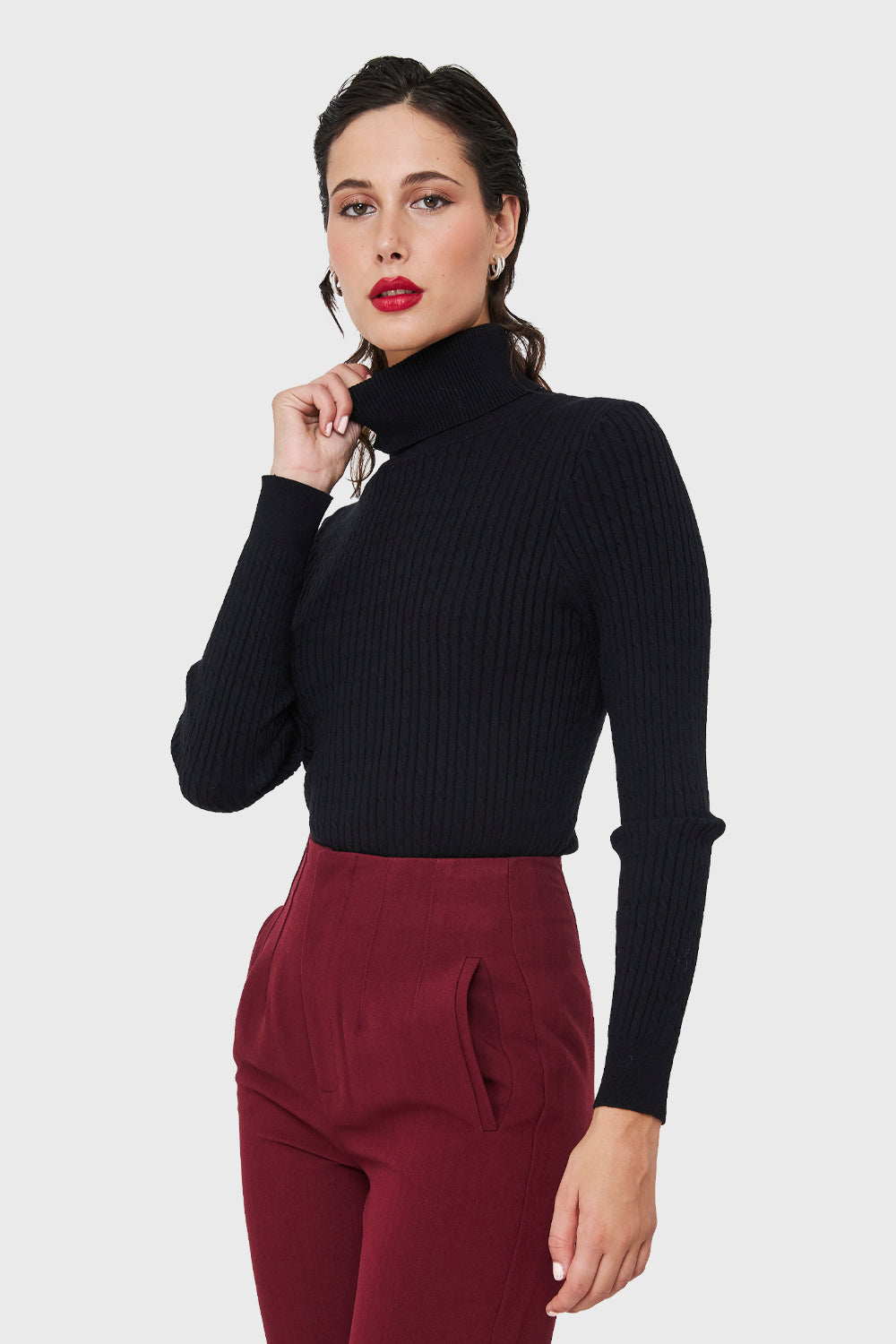 Sweater Tipo Cadenetas Negro