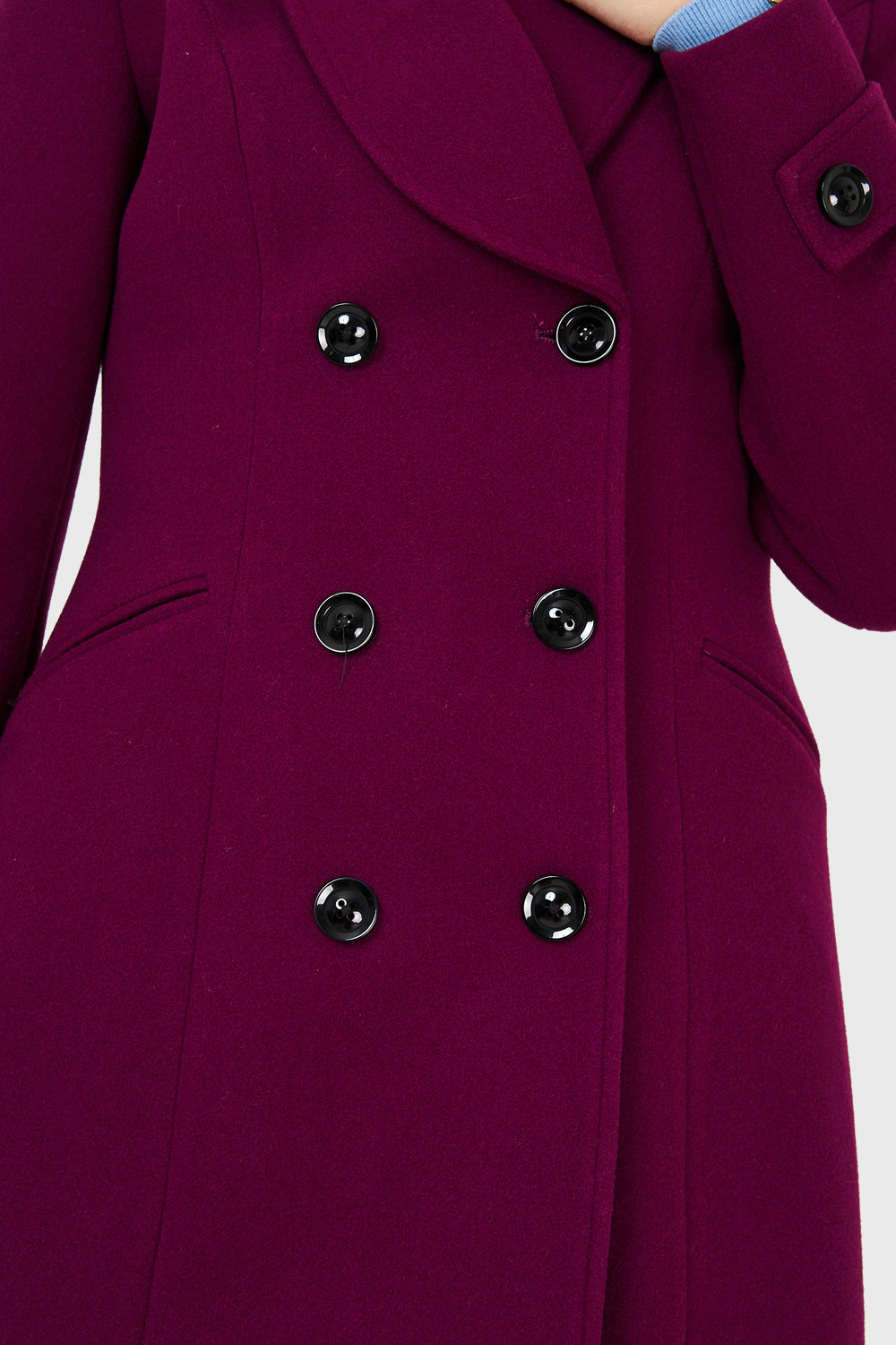 Abrigo Solapa Redonda Uva