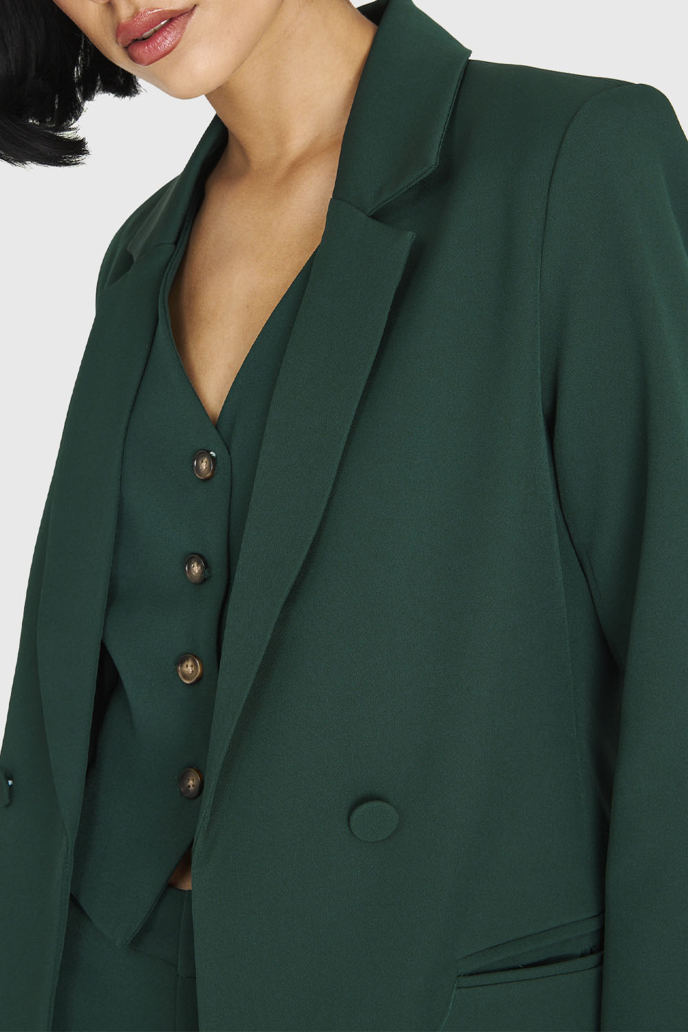 Blazer De Tope Botones Decorativos Verde Oscuro
