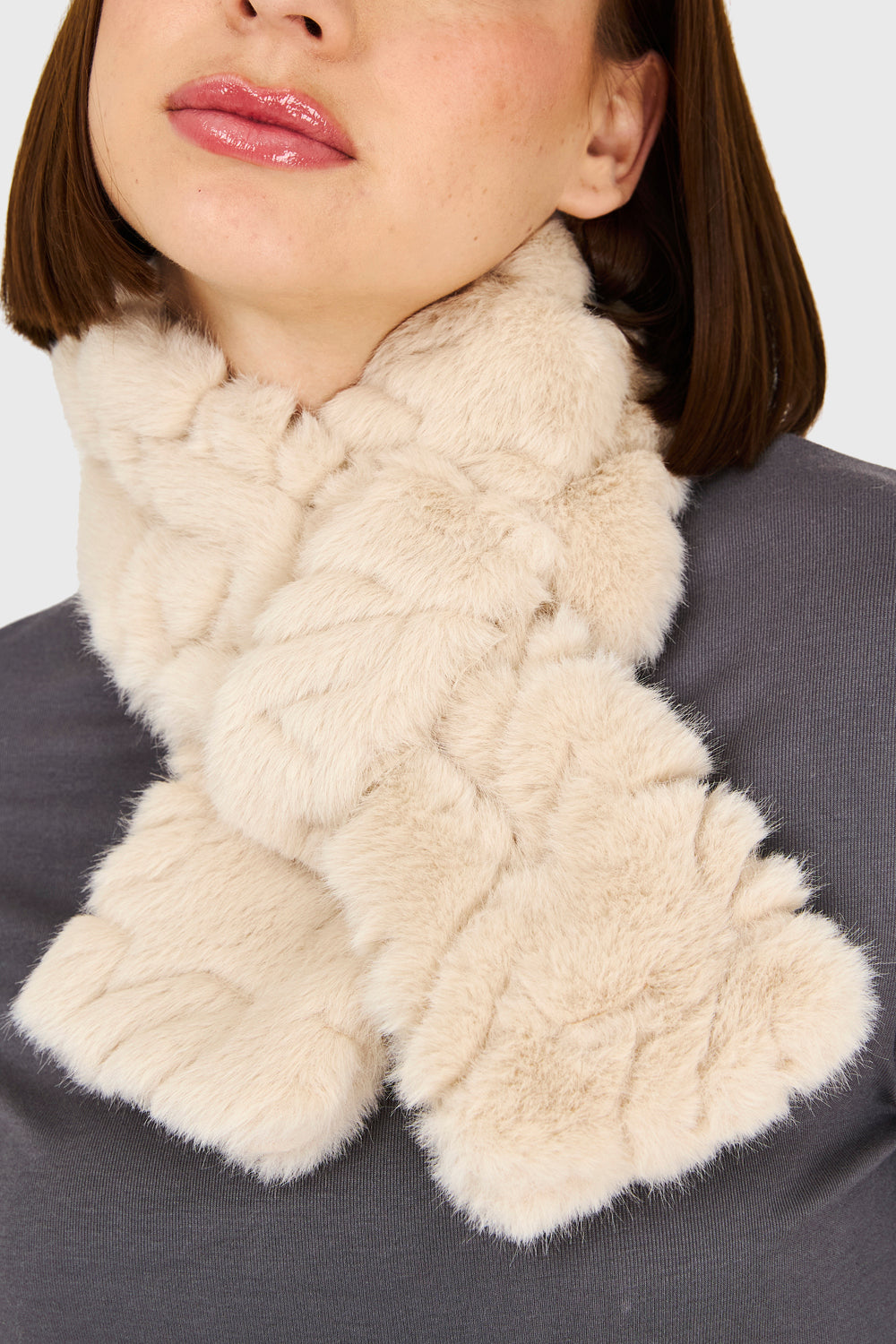 Cuello Tipo Piel Beige