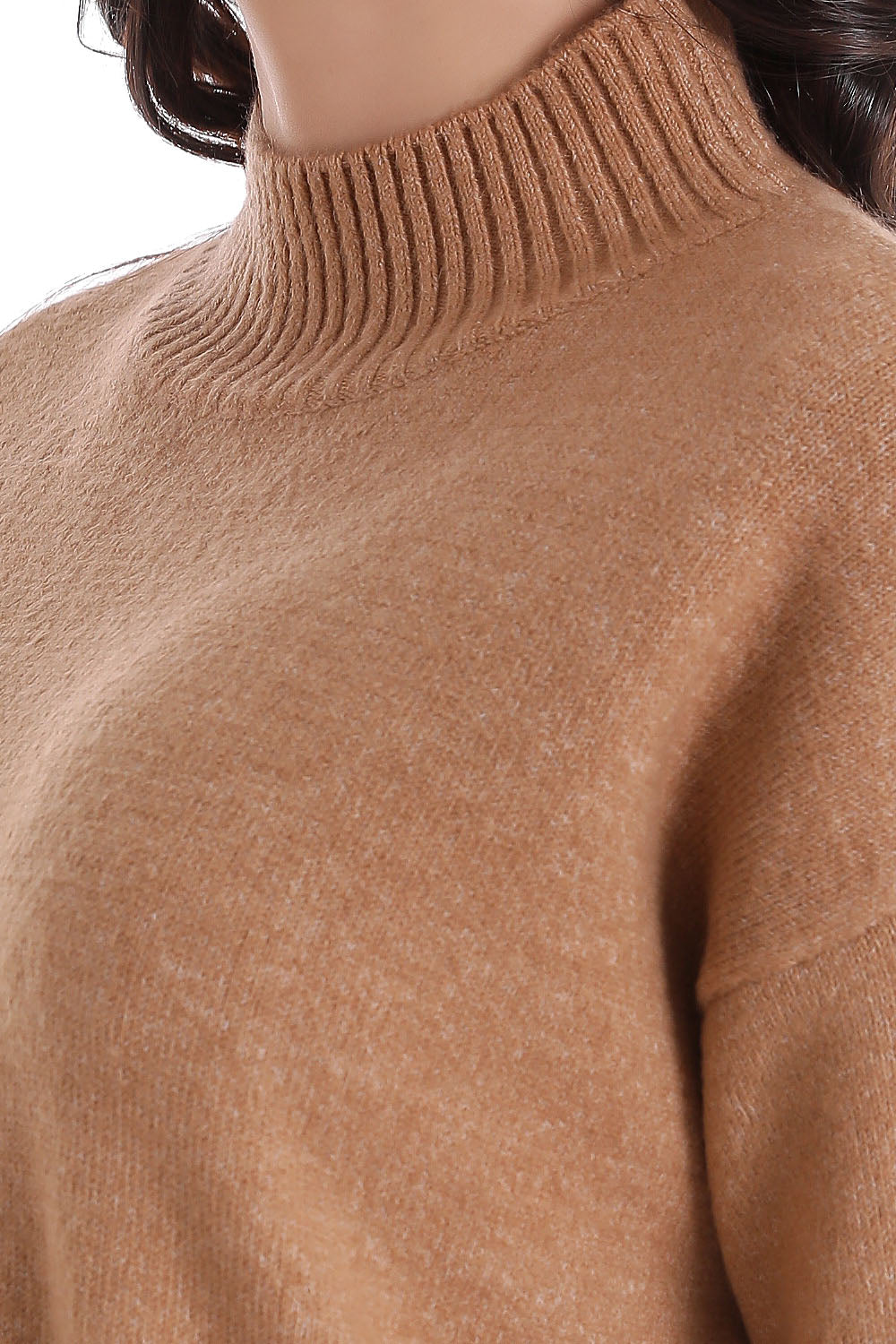 Sweater Cuello Beatle Corto Café