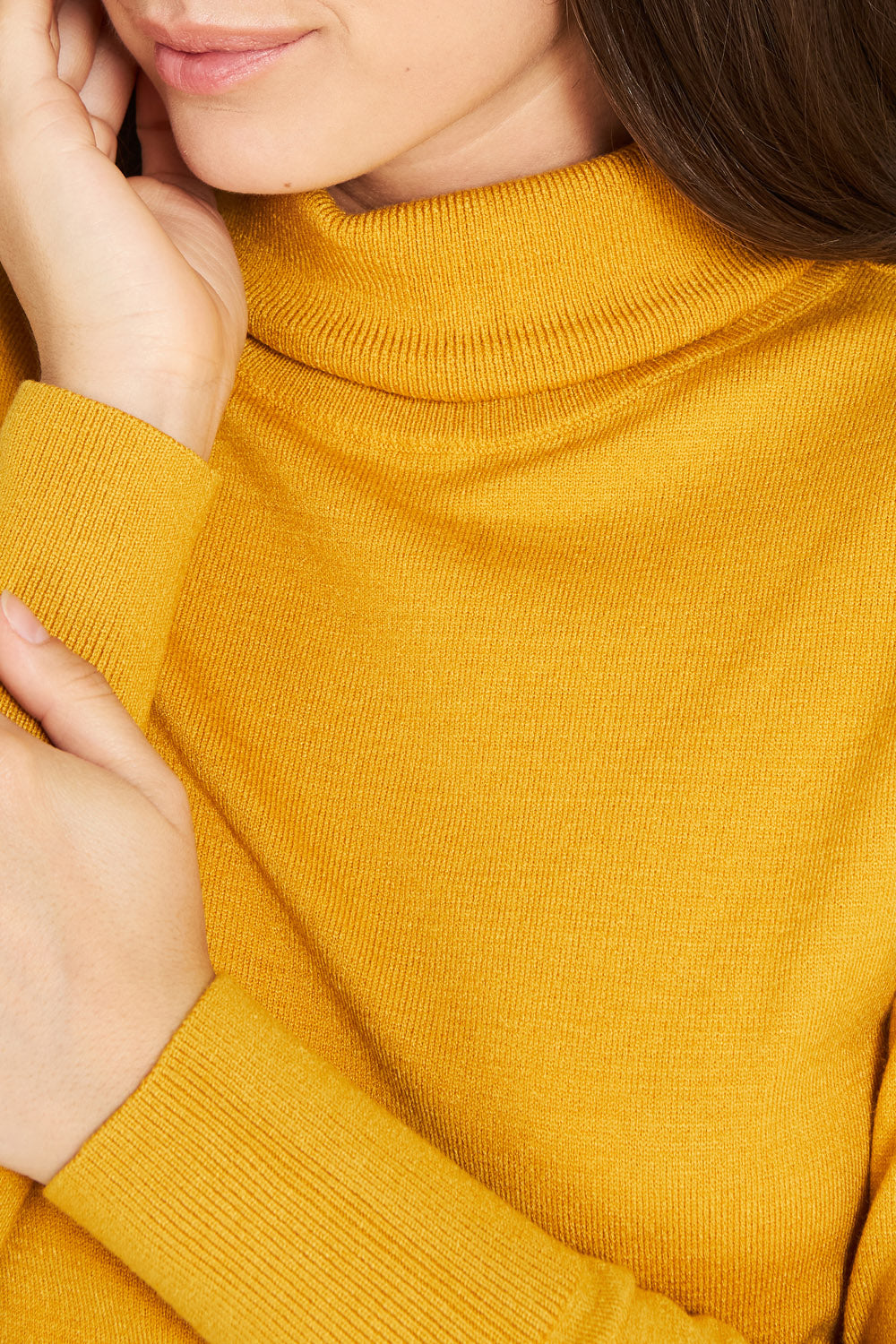Sweater Cuello Tortuga Mostaza