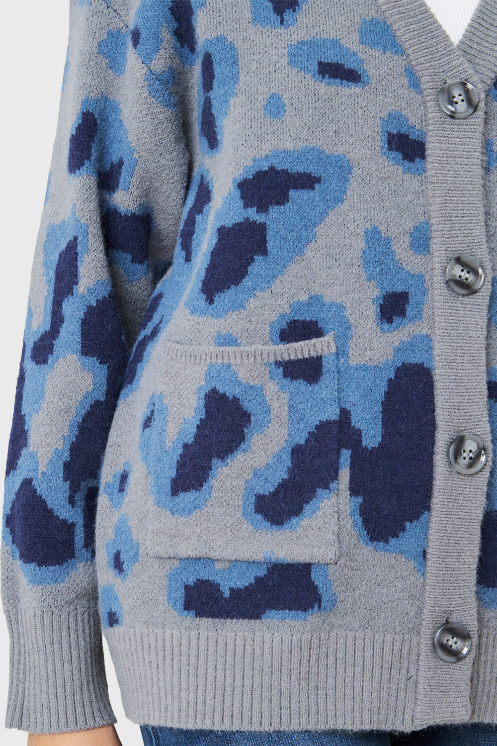 Cárdigan Botones Animal Print Celeste