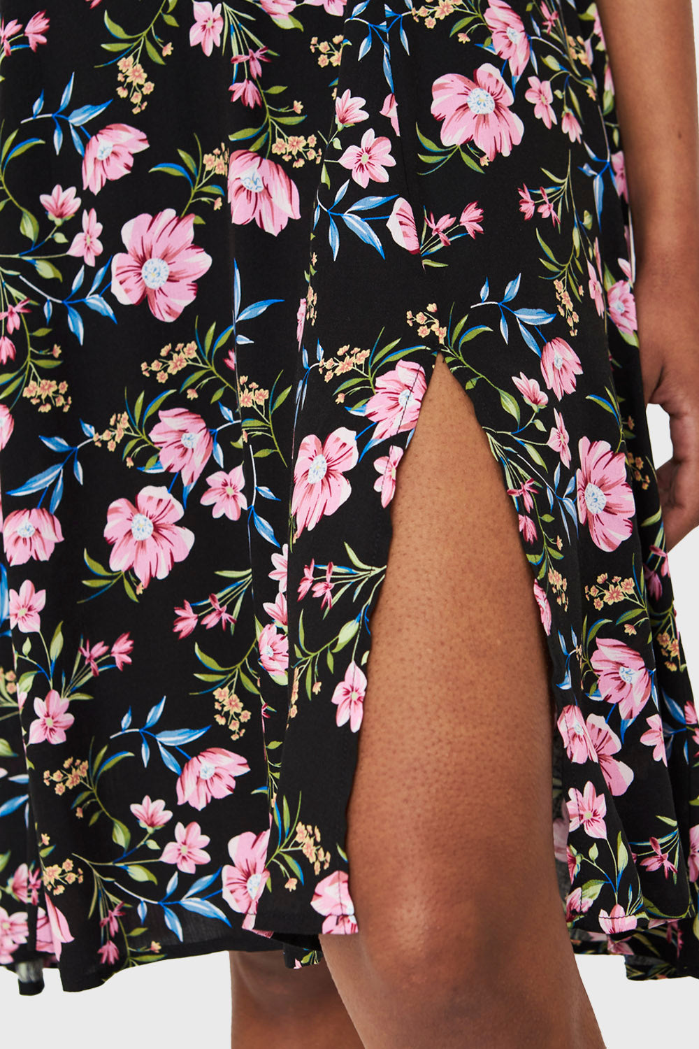 Vestido Floral Tajo Negro