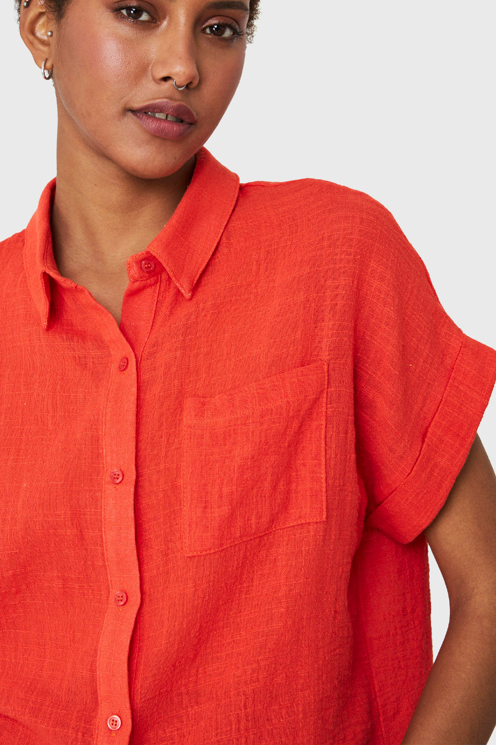 Camisa Bolsillo Manga Corta Rojo