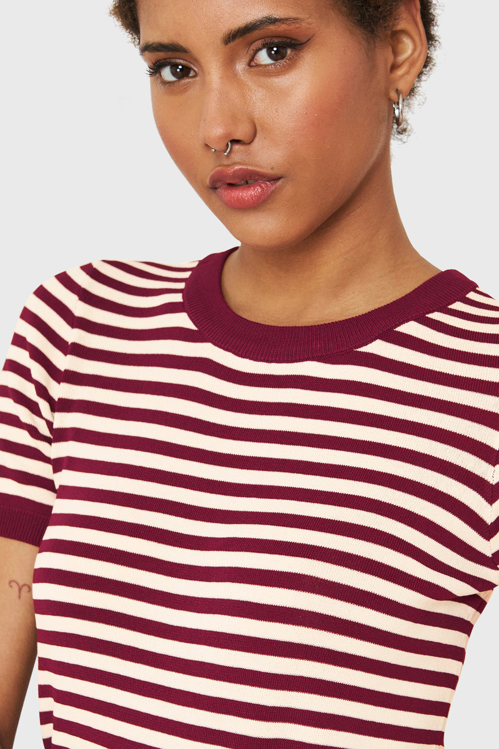 Polera Crop Rayas Burdeos/Beige