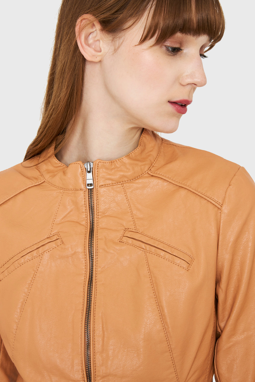 Chaqueta Ecocuero Cuello Mao Khaki