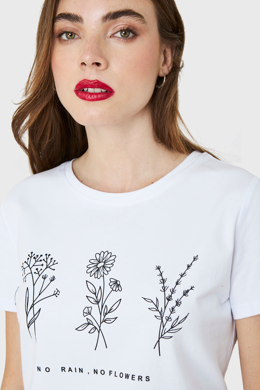Polera Estampado Flores Campo Blanco