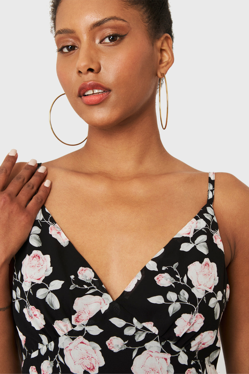 Vestido Volante Rosas Negro