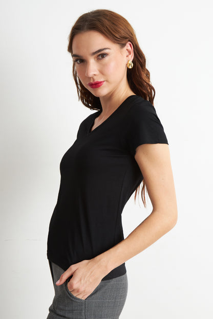 Polera Escote en V Básica Negro