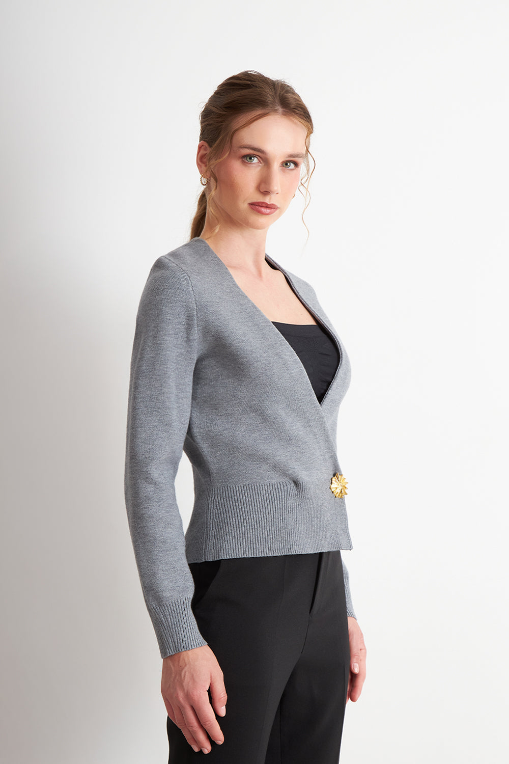 Cárdigan Cruzado con Botón Gris