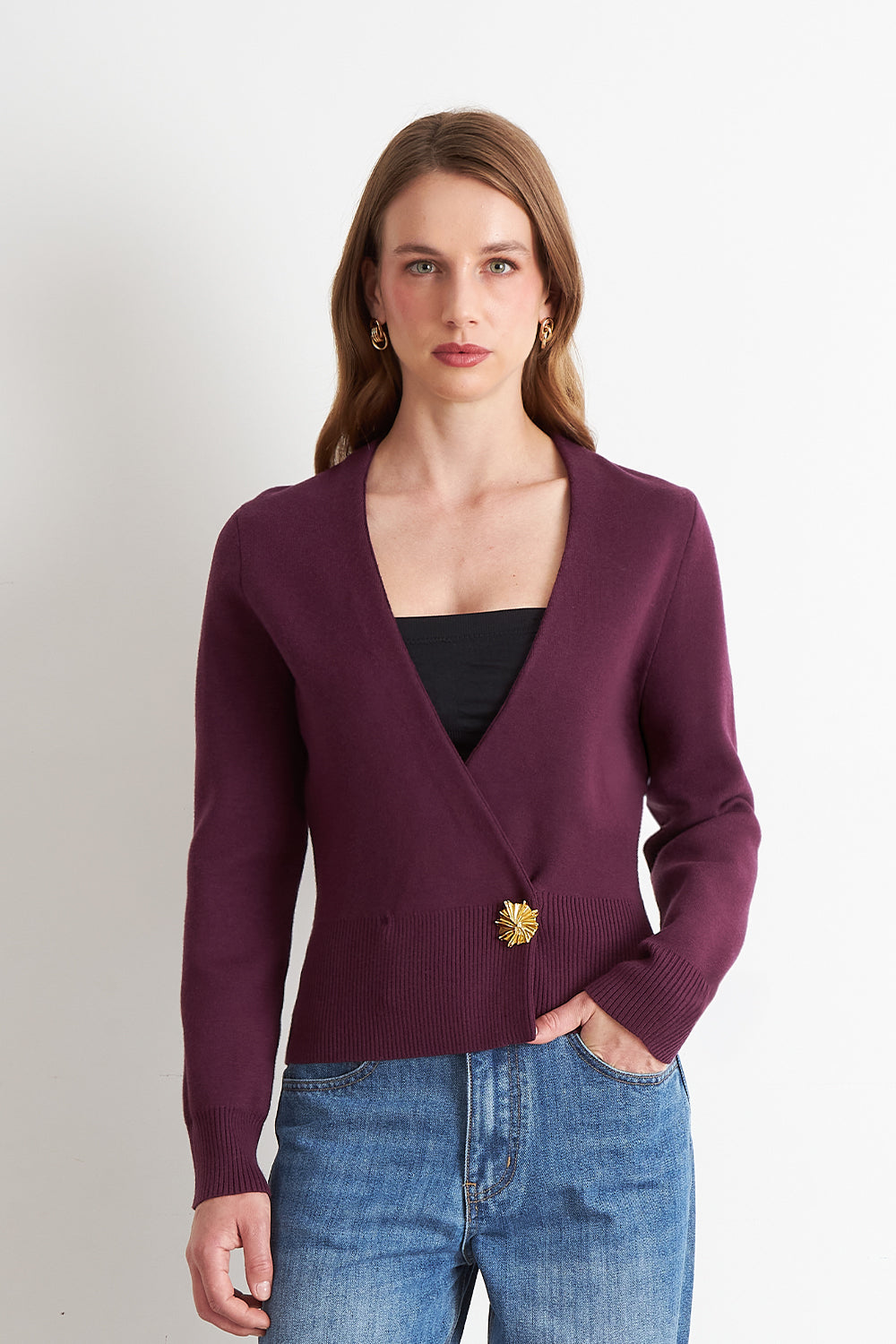 Cárdigan Cruzado con Botón Dorado Morado