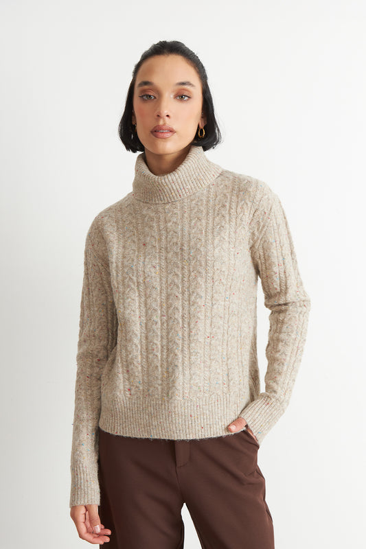 Sweater Trenzado Cuello Alto Camel
