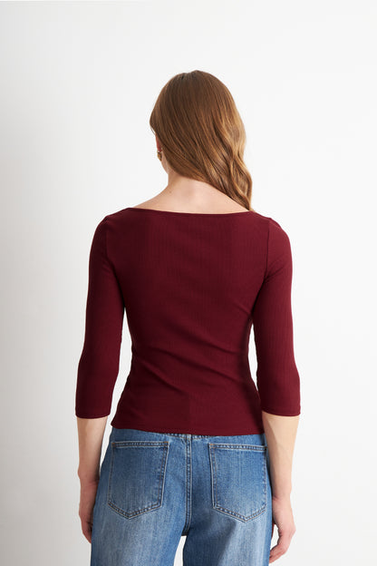 Polera Manga 3/4 Cuello Bote Burdeo