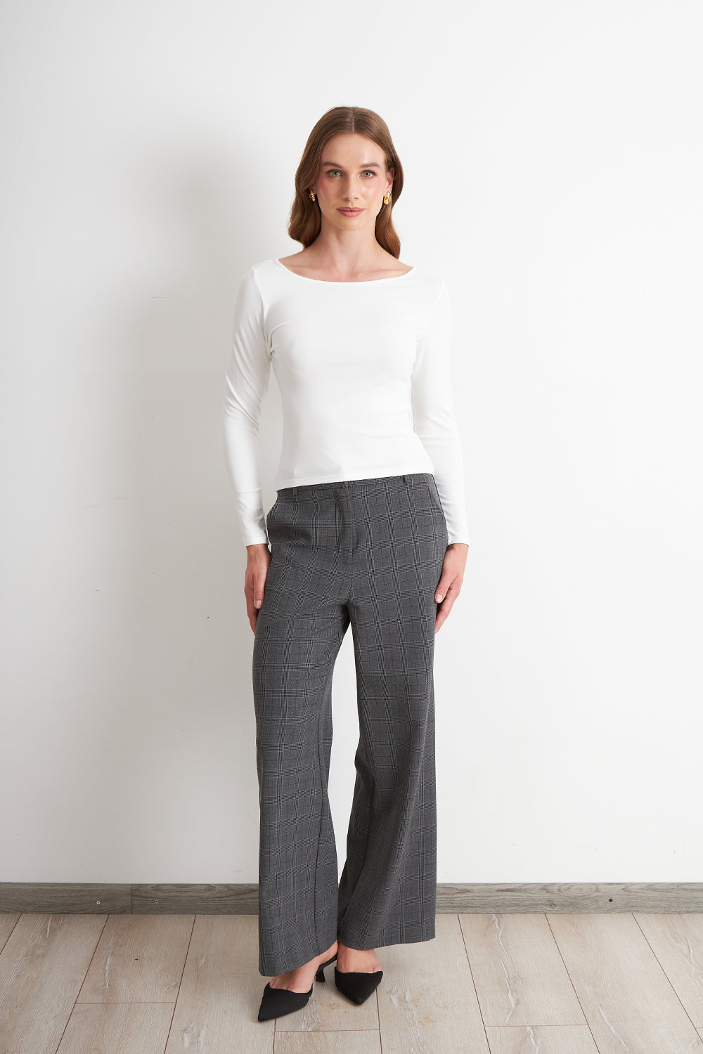 Polera Manga Larga Cuello Bote Blanco