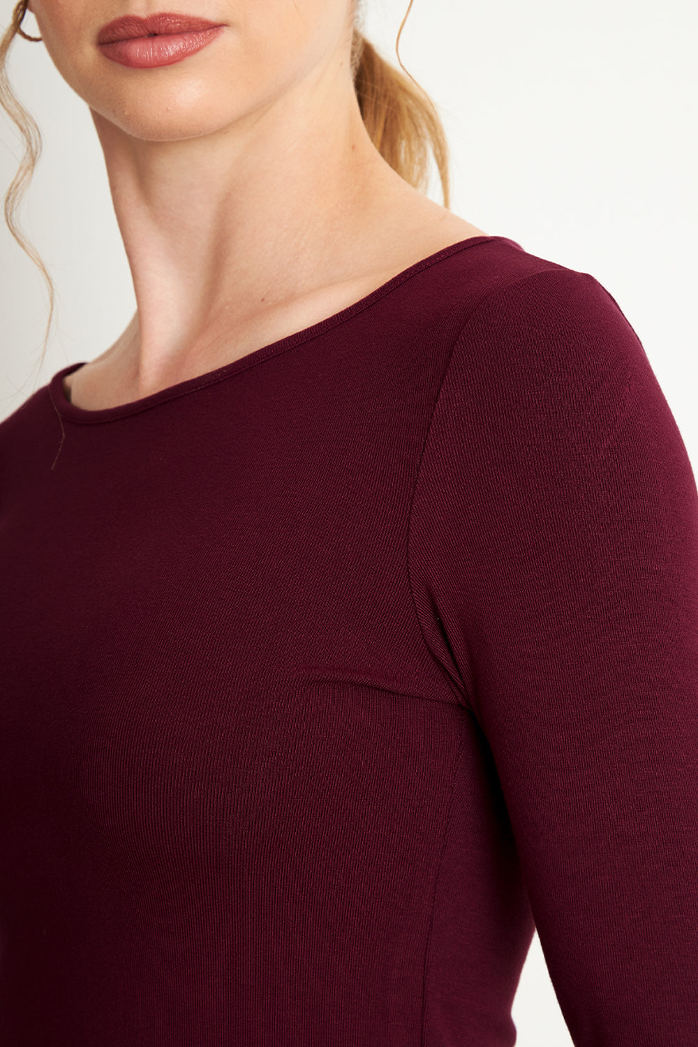 Polera Manga Larga Cuello Bote Burdeo