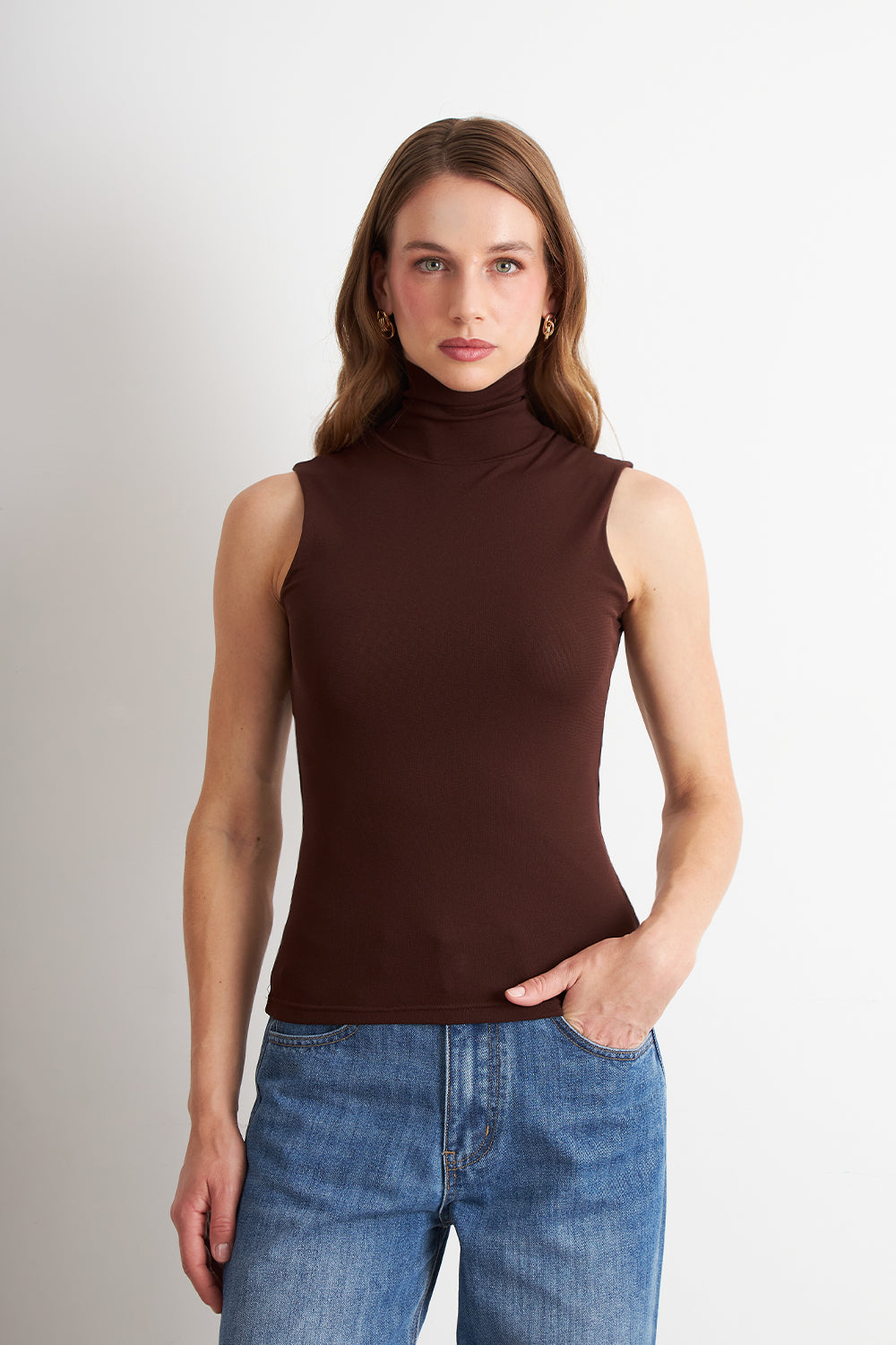 Polera Malla Cuello Alto Café