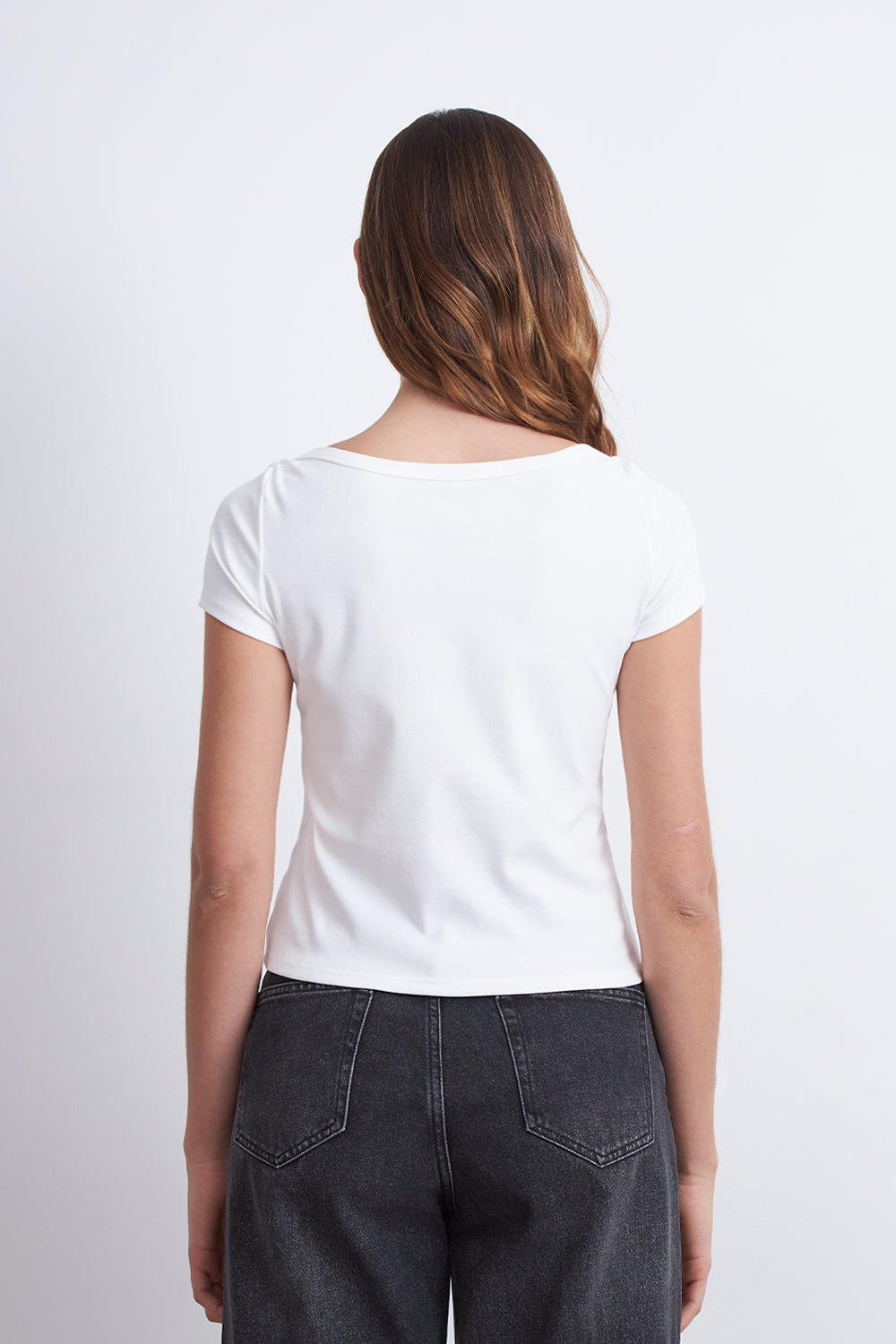 Polera Manga Corta Cuello Bote Blanco