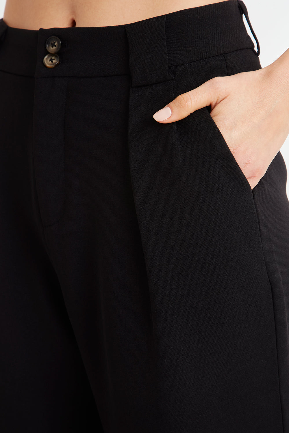 Pantalón Recto Con Pinzas Negro