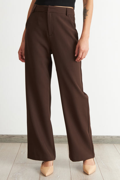 Pantalón Básico Café