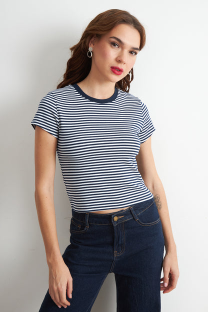 Polera Básica Cuello Redondo Líneas Azul Marino