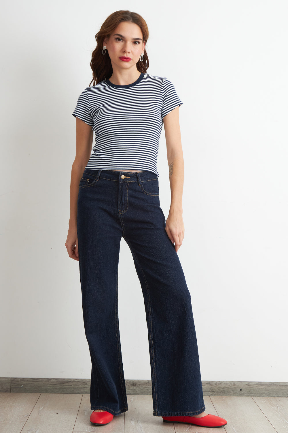 Polera Básica Cuello Redondo Líneas Azul Marino