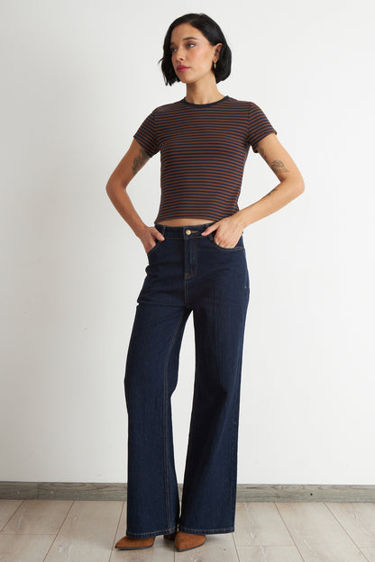 Polera Básica Cuello Redondo Líneas Café