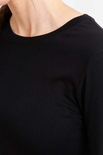 Polera Manga Larga Cuello Redondo Negra