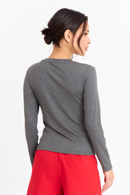 Polera Manga Larga Cuello Redondo Grafito