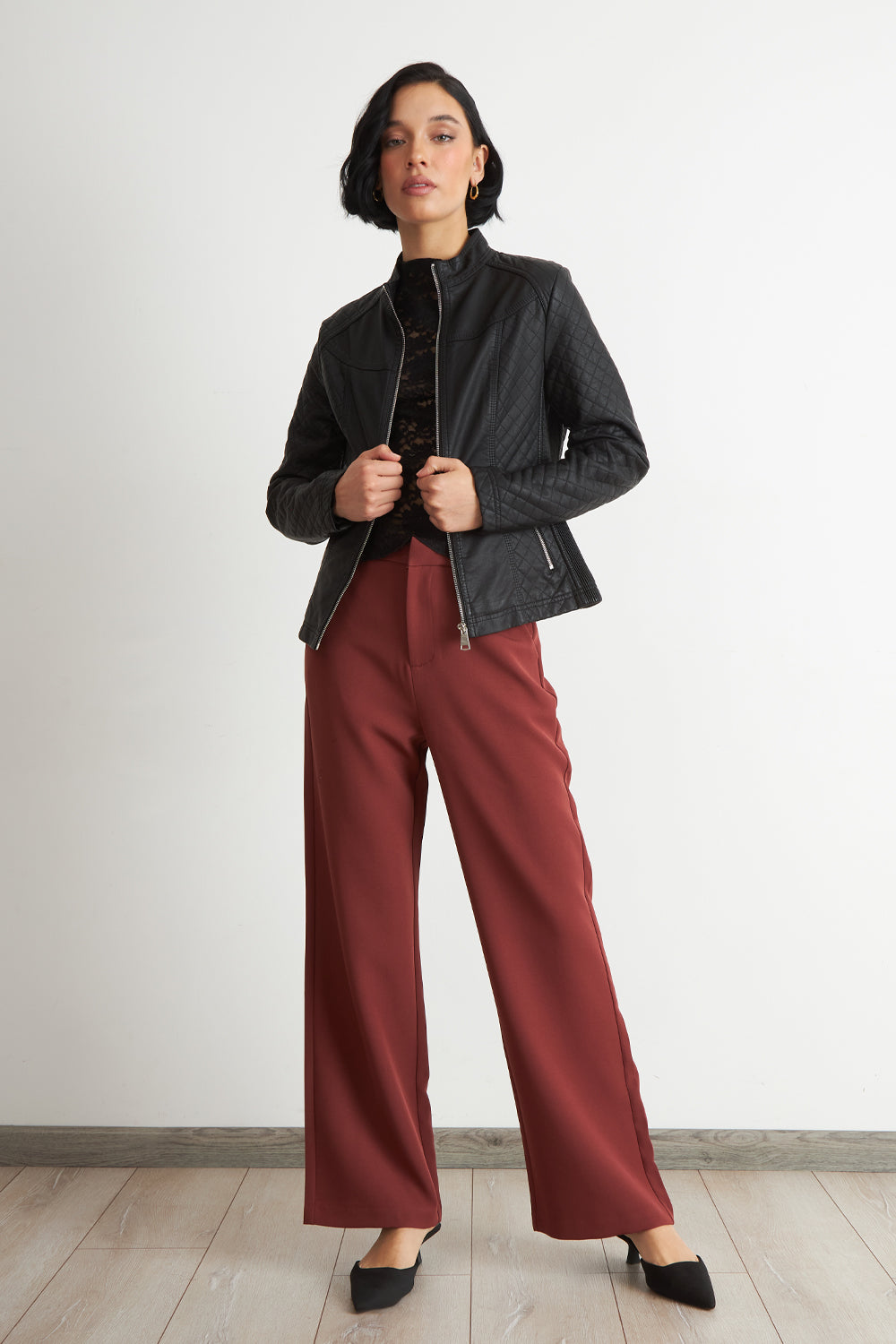 Chaqueta Ecocuero Acolchado Cuello Mao Negro