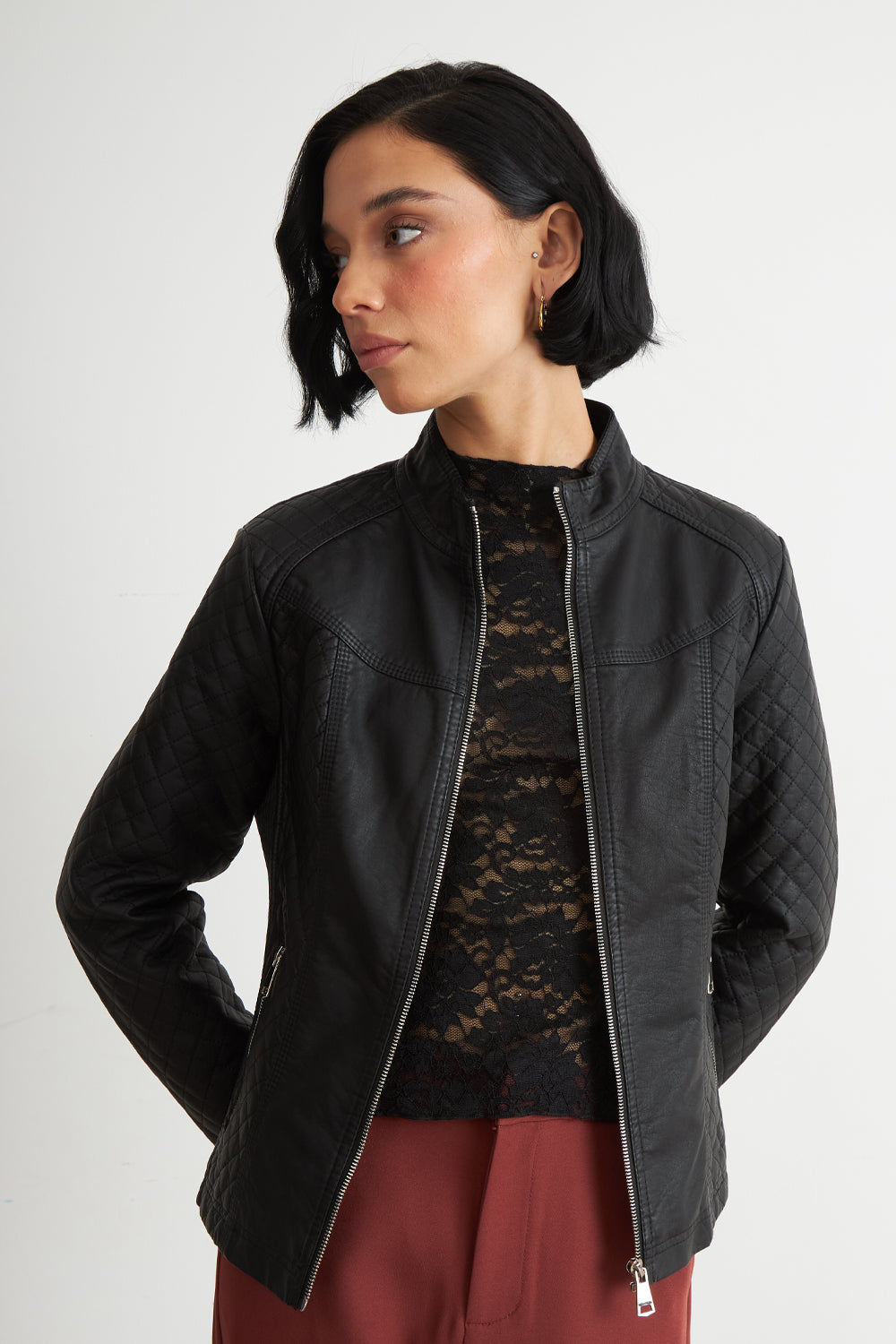 Chaqueta Ecocuero Acolchado Cuello Mao Negro