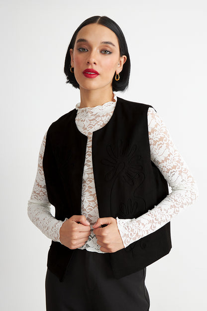 Vest Tipo Gamuza Bordado Negro