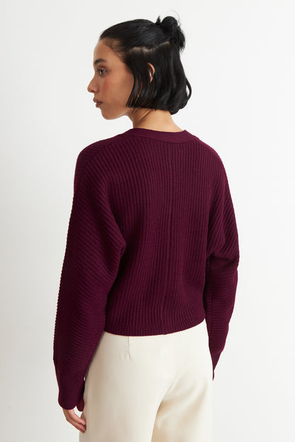 Cárdigan Cuello V con 3 Botones Burdeo