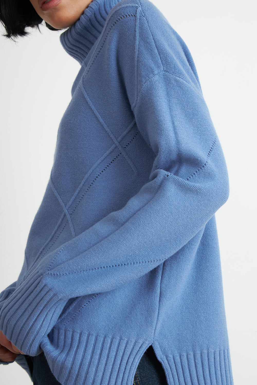 Sweater Cuello Alto Rombos Azul