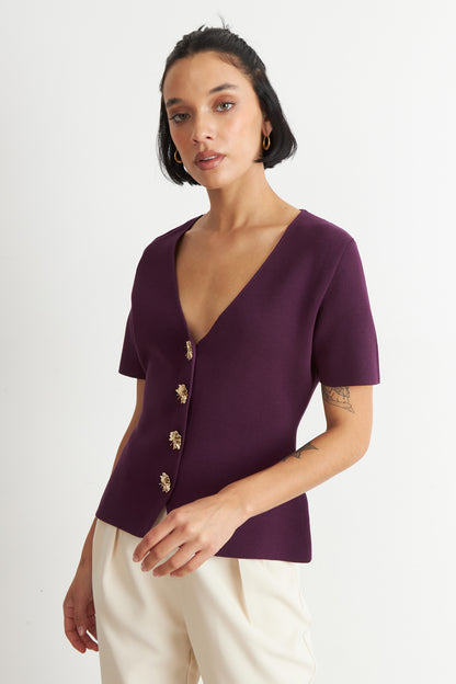 Polera Hilo Cuello V Botones Morado