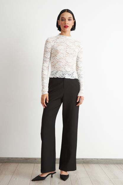 Polera Encaje Cuello Alto Blanco