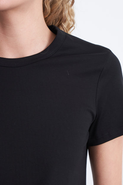 Polera Cuello Redondo Manga Corta Negro
