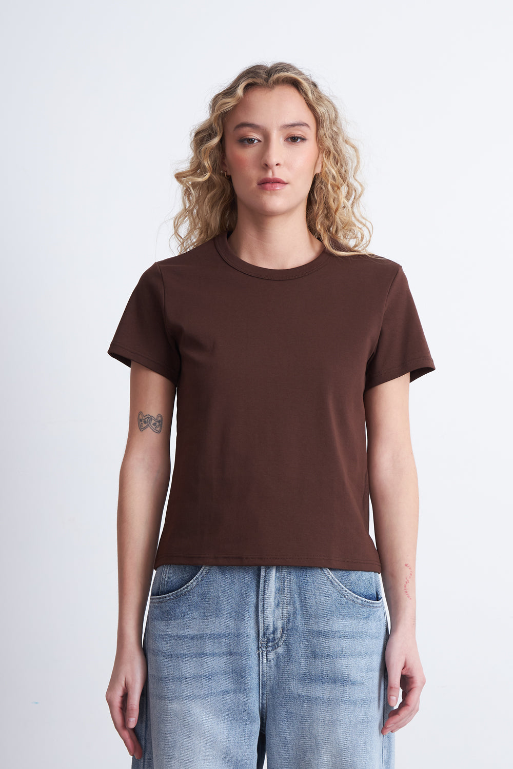 Polera Cuello Redondo Manga Corta Café