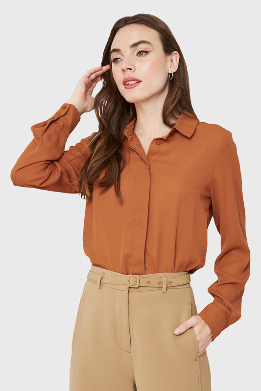 Blusa Básica Botonera Invisible Camel