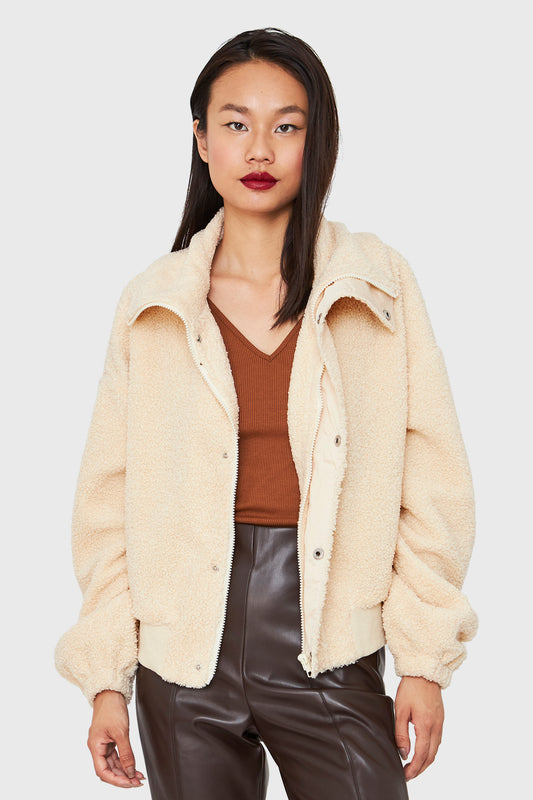 Chaqueta Teddy Cierre Y Broches Crema