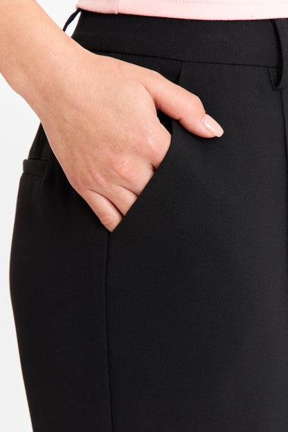 Pantalón Vestir Costuras Frontales Negro