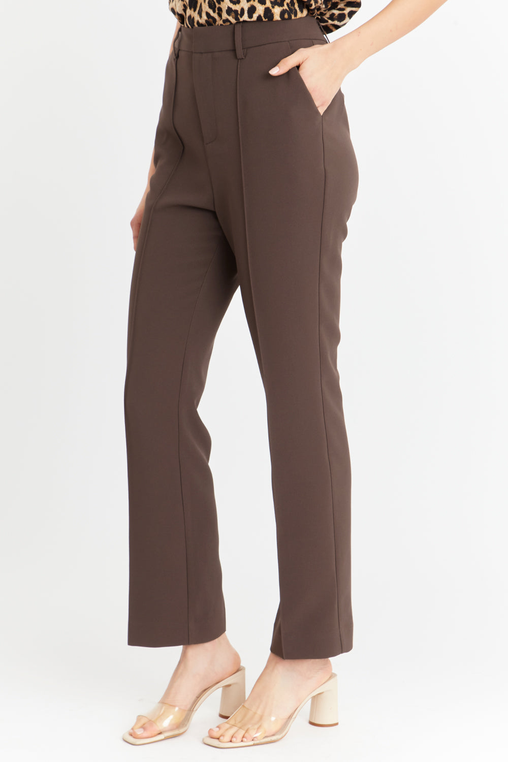 Pantalón Vestir Costuras Frontales Café