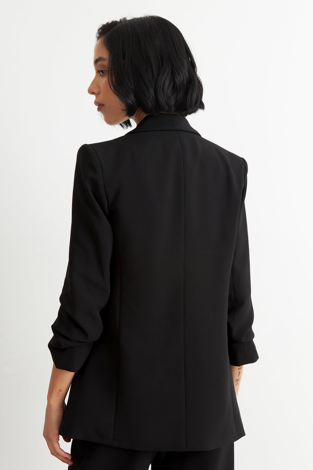 Blazer Manga 3/4 Ajustado con Solapas Negro