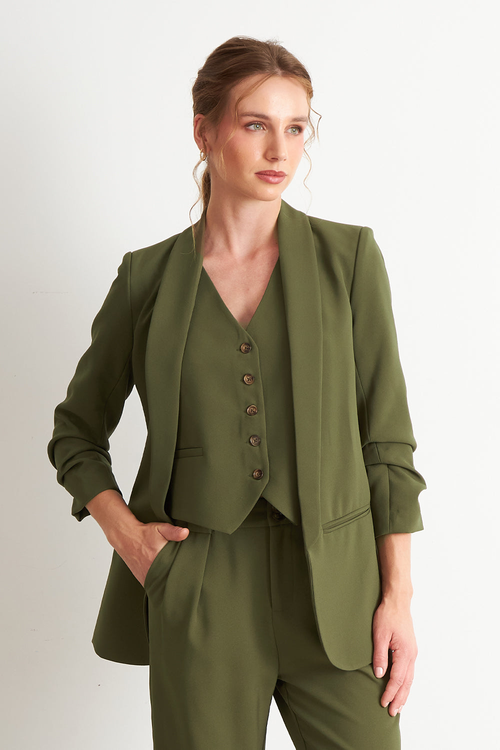 Blazer Manga 3/4 Ajustado con Solapas Oliva