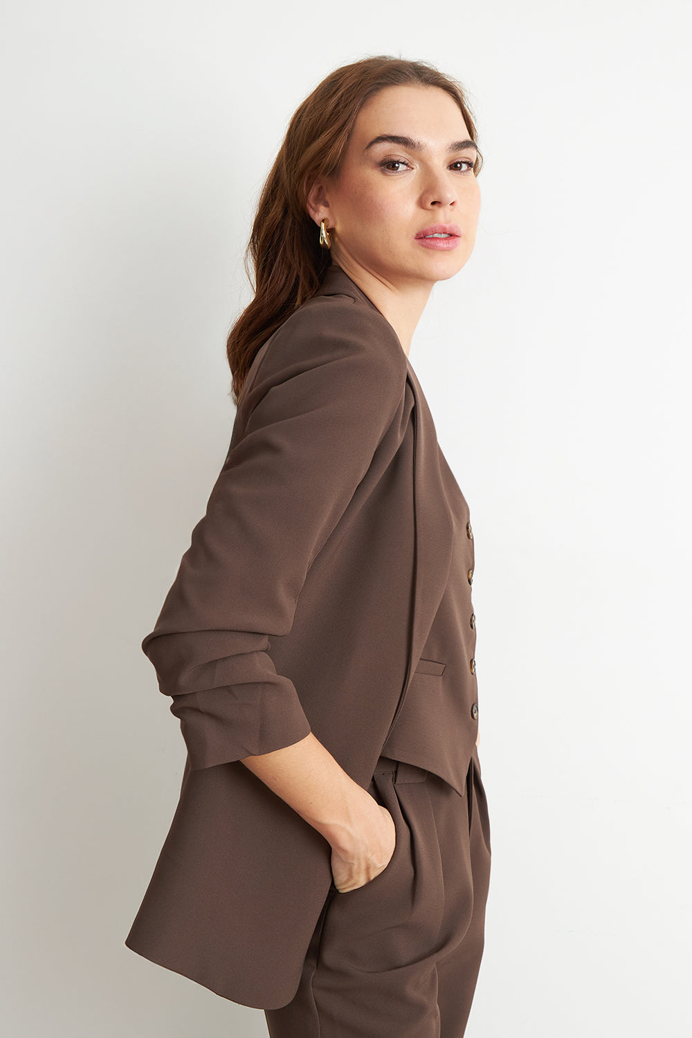 Blazer Manga 3/4 Ajustado con Solapas Mocca