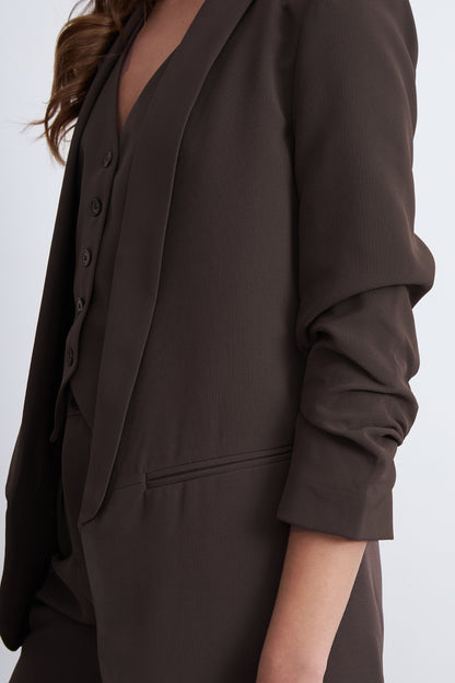 Blazer Manga 3/4 Ajustado con Solapas Mocca