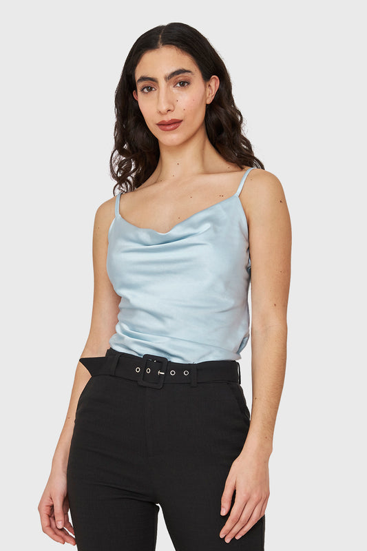 Top Tipo Satín Escote Drapeado Celeste Claro