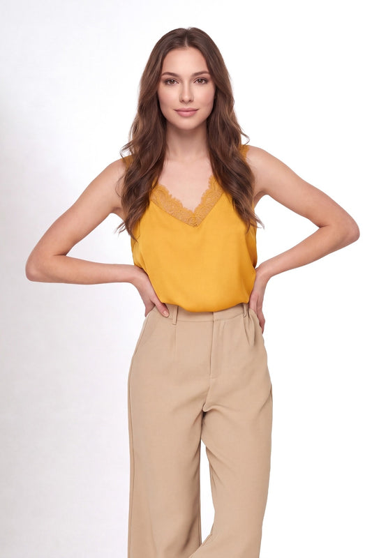 Blusa Satín Encaje Tirante Ancho Mostaza