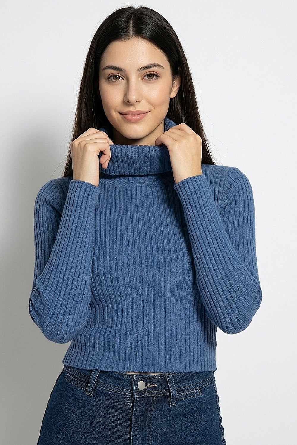 Sweater Crop Cuello Tortuga Azul Índigo